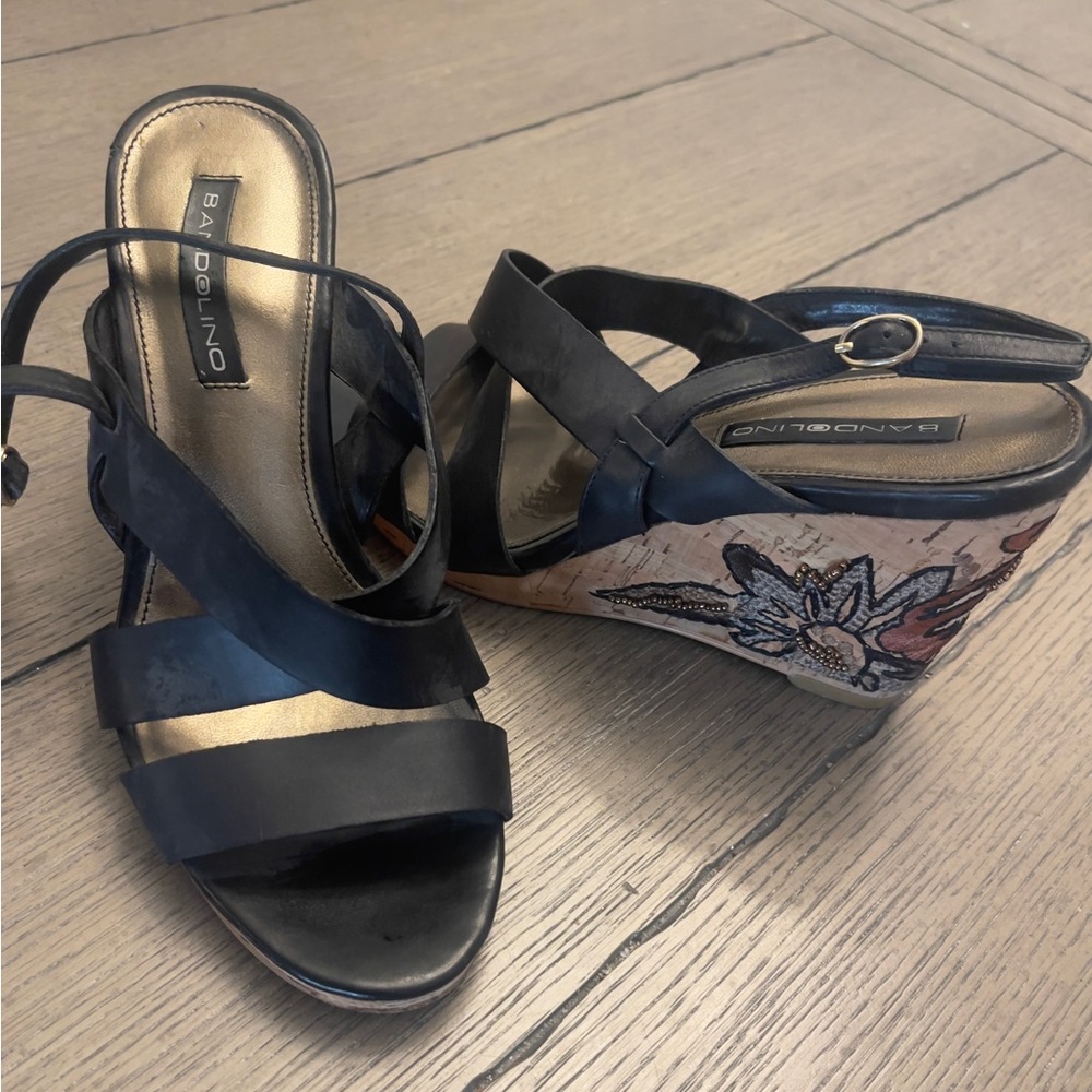 Bandolino Black Embelished Floral Wedge Sandals